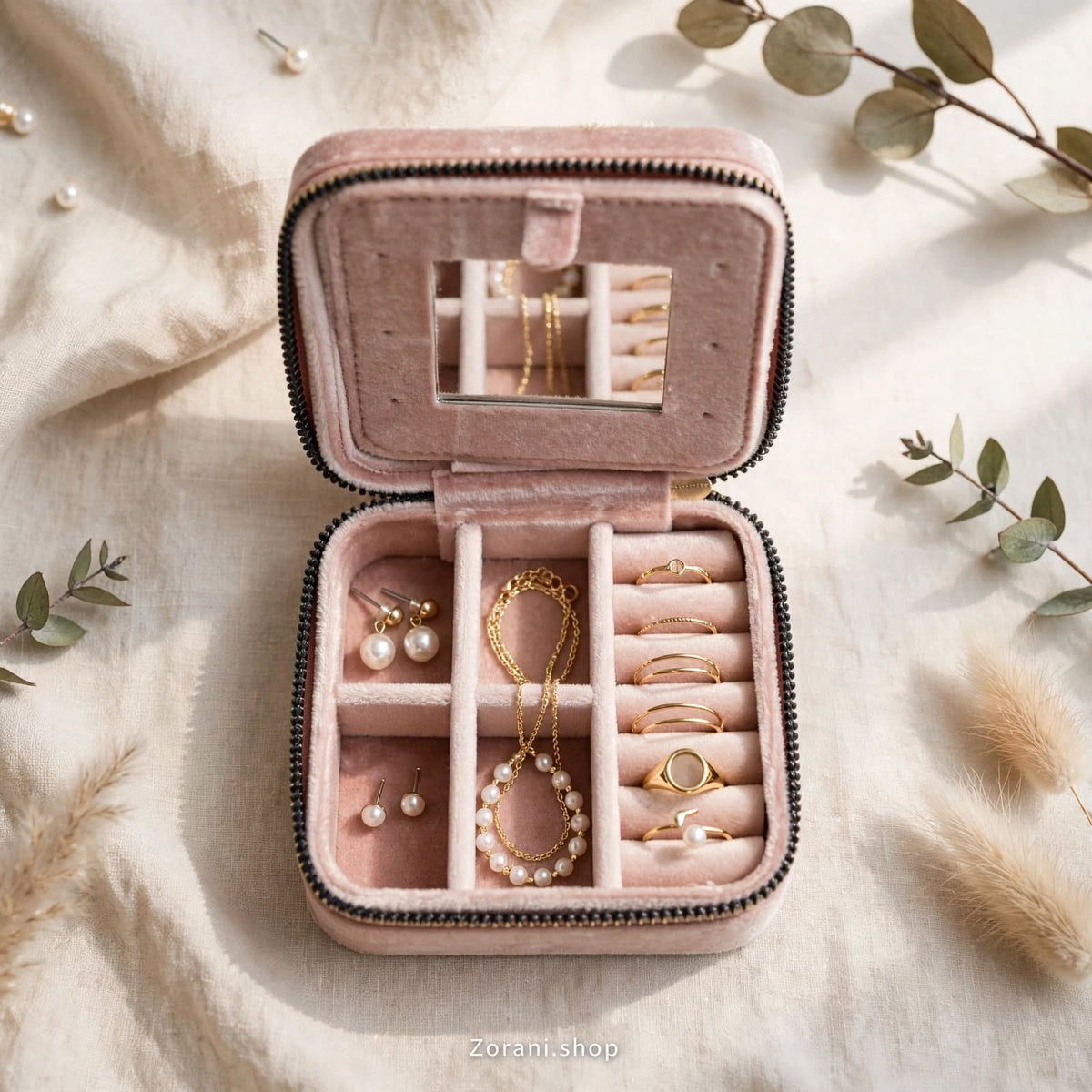 Léora - Velvet Travel Jewelry Box with Mirror | Quilted Jewelry Organizer Case